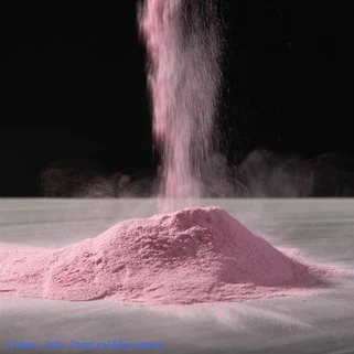 Rosafarbenes ABC-Trockenpulver